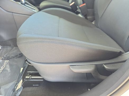 Certified 2025 Nissan Kicks Play S FWD image 27