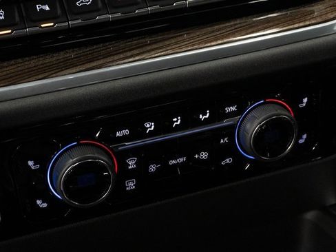 Used 2025 Chevrolet Silverado 2500 LT w/ Trail Boss Package image 32