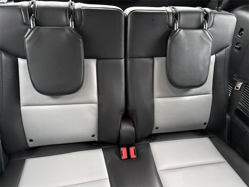 Used 2022 Ford Explorer XLT w/ Equipment Group 202A image 16