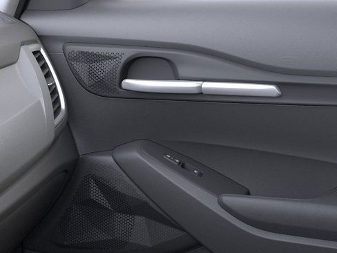 New 2026 Kia Seltos LX FWD image 25