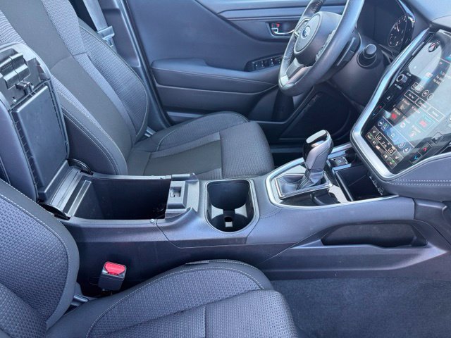 Used 2023 Subaru Outback Premium AWD/4WD image 17
