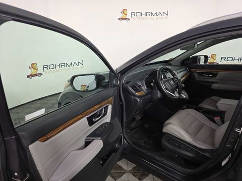 Used 2018 Honda CR-V Touring image 17