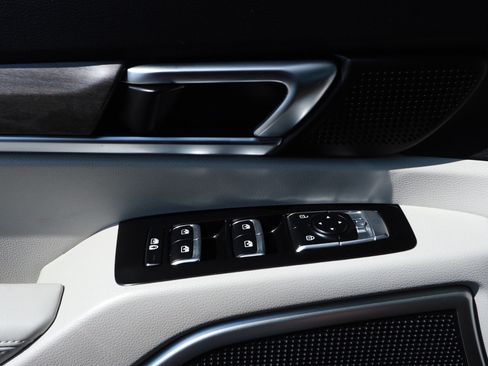 Used 2022 Kia Telluride EX w/ EX Premium Package FWD image 16