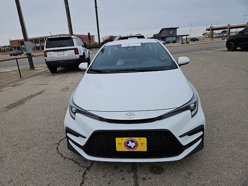 Certified 2026 Toyota Corolla SE w/ SE Premium Package image 8