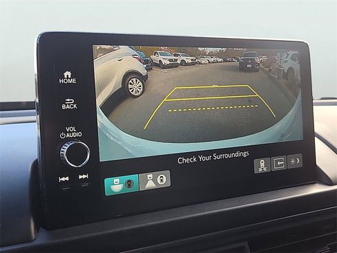 Certified 2025 Honda Pilot TrailSport image 16