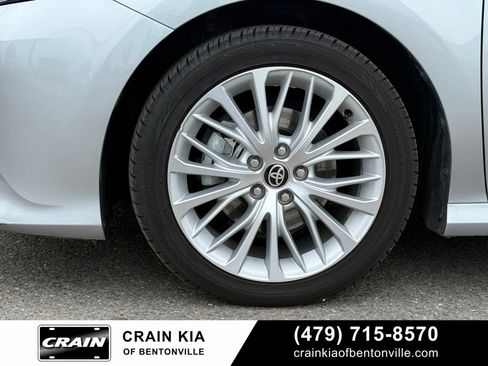 Used 2020 Toyota Camry XLE FWD image 33