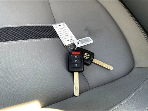 Used 2021 Honda Civic LX image 10