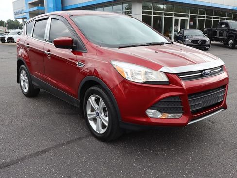 Used 2015 Ford Escape SE AWD/4WD image 2