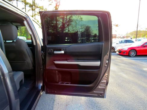 Used 2019 Toyota Tundra SR5 image 18
