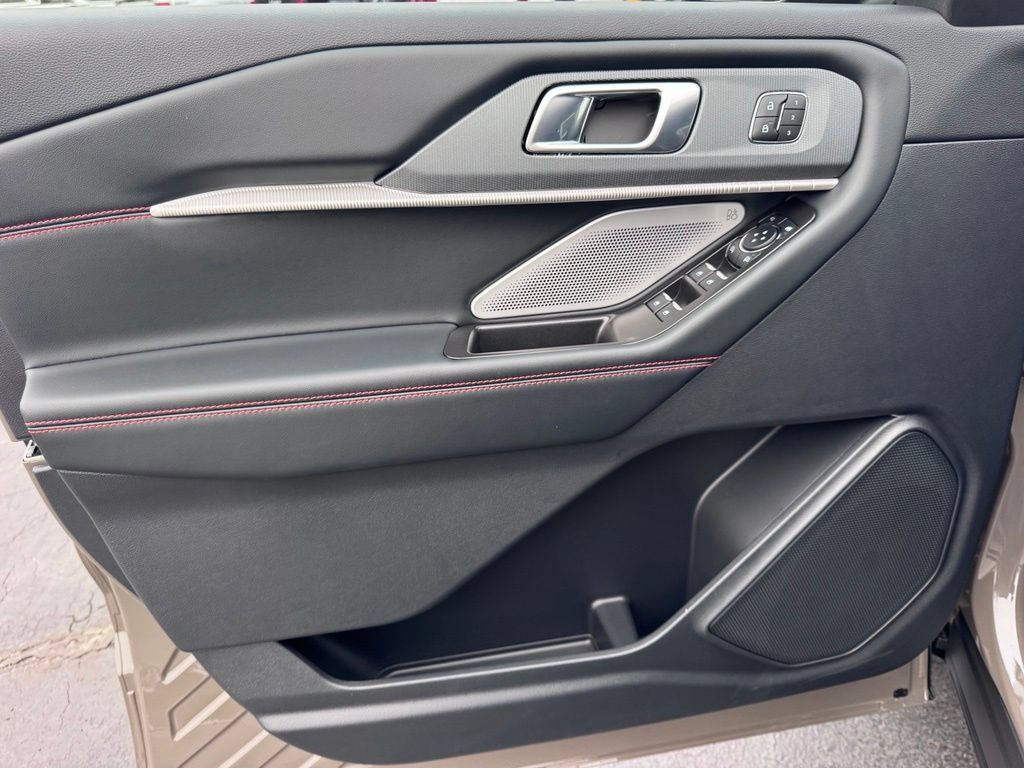 Used 2026 Ford Explorer ST w/ Sun And Sound Package RWD image 23