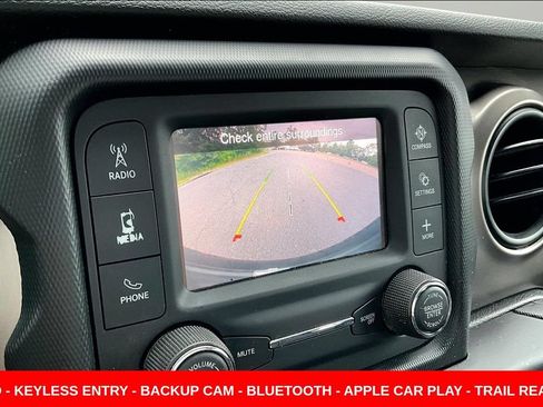Used 2020 Jeep Wrangler Unlimited Sport AWD/4WD image 13