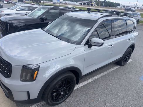 Used 2024 Kia Telluride EX X-Line AWD/4WD image 10