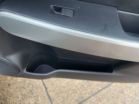 Used 2014 MAZDA MAZDA2 Sport image 39