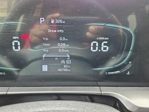 Used 2025 Kia Telluride S image 7