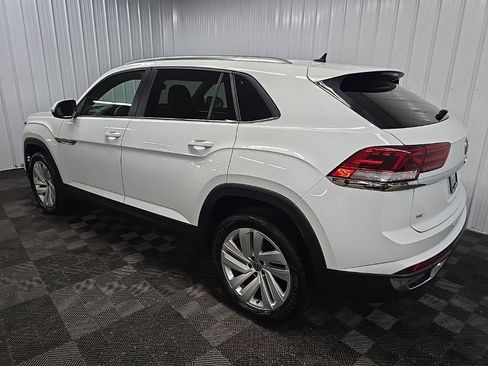 Used 2023 Volkswagen Atlas Cross Sport SE AWD/4WD image 9
