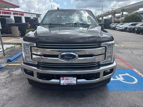 Used 2019 Ford F250 Lariat w/ Lariat Ultimate Package AWD/4WD image 2
