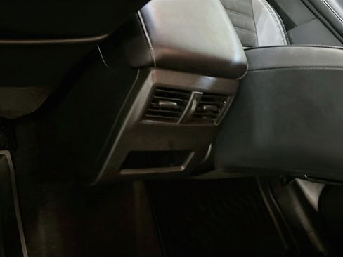 Used 2024 Mitsubishi Outlander SE AWD/4WD image 28
