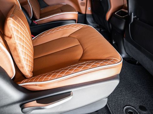 New 2026 Chrysler Pacifica Pinnacle FWD image 30