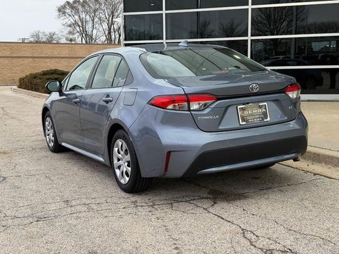 Used 2021 Toyota Corolla LE image 5