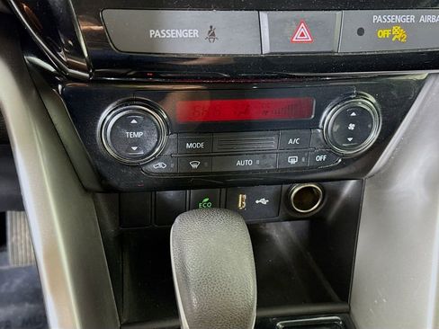Used 2022 Mitsubishi Eclipse Cross ES AWD/4WD image 7