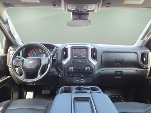 Used 2024 Chevrolet Silverado 1500 W/T w/ WT Value Package AWD/4WD image 24