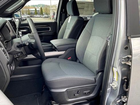 New 2024 RAM 2500 Big Horn w/ Night Edition image 10