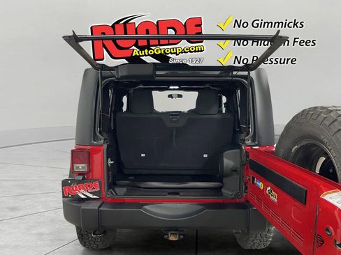 Used 2012 Jeep Wrangler Rubicon w/ PWR Convenience Group AWD/4WD image 10