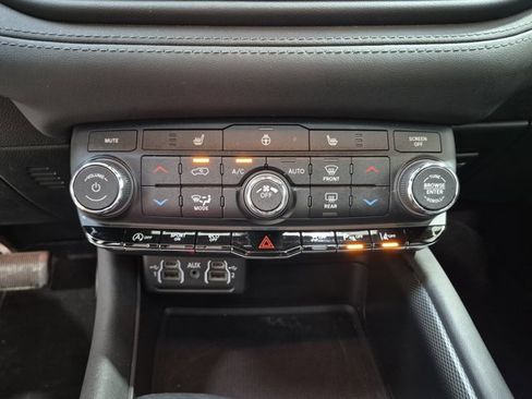 Used 2021 Dodge Durango GT AWD/4WD image 24