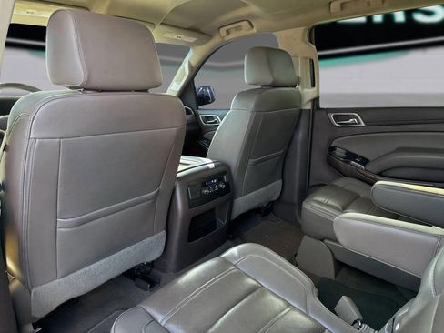 Used 2020 GMC Yukon XL Denali RWD image 31