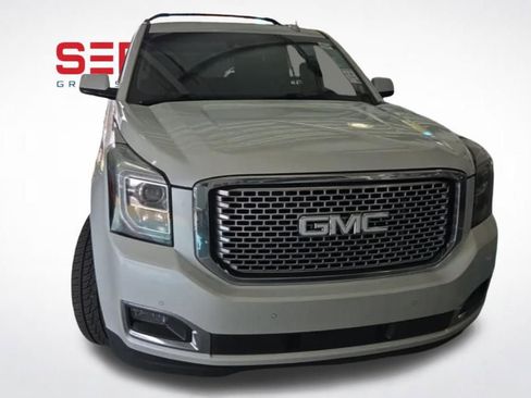 Used 2017 GMC Yukon Denali w/ Open Road Package image 14