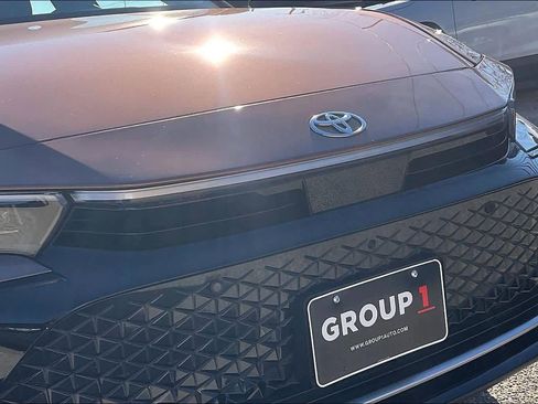 Used 2026 Toyota Crown Limited image 30