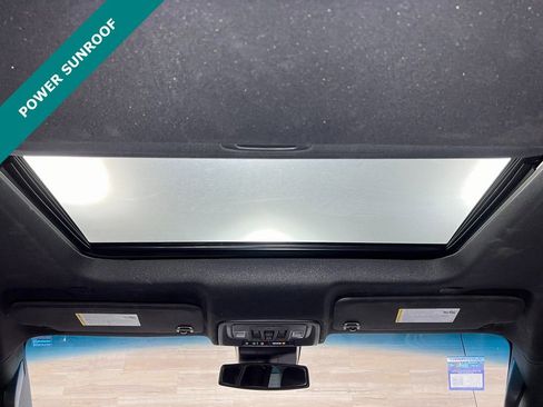 Used 2023 Chevrolet Silverado 1500 High Country image 5