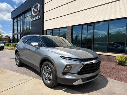 Used 2023 Chevrolet Blazer LT w/ Sound & Technology Package AWD/4WD image 1