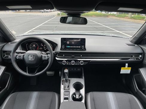 Used 2026 Honda Civic Sport image 5