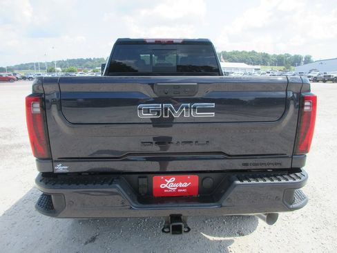 New 2026 GMC Sierra 2500 Denali Ultimate AWD/4WD image 6