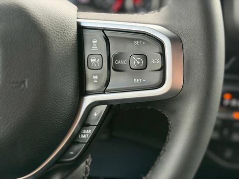 Used 2025 RAM 1500 Big Horn AWD/4WD image 25