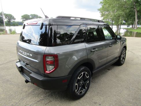 Used 2021 Ford Bronco Sport Outer Banks w/ Outer Banks Package AWD/4WD image 4