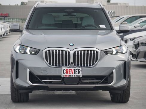 Used 2026 BMW X5 sDrive40i image 2