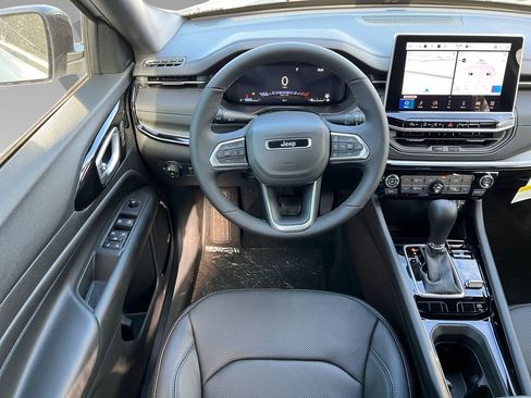 New 2025 Jeep Compass Limited w/ High Altitude Package image 13