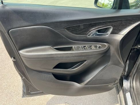 Used 2015 Buick Encore Convenience FWD image 12