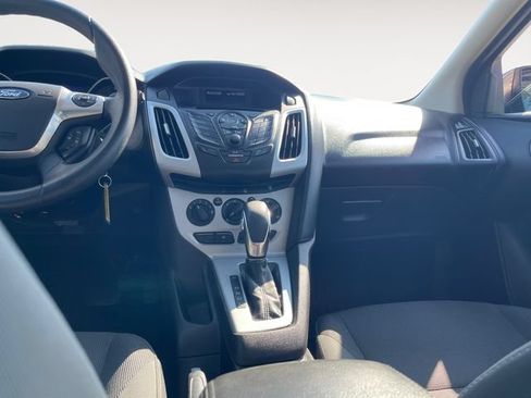 Used 2013 Ford Focus SE FWD image 11