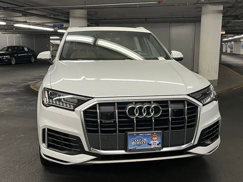 Used 2023 Audi Q7 3.0T Prestige w/ Prestige Package AWD/4WD image 31