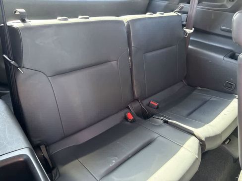 Used 2024 Mitsubishi Outlander SE image 12