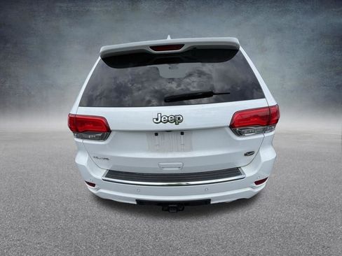 Used 2018 Jeep Grand Cherokee Overland AWD/4WD image 7