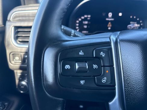 Used 2023 GMC Yukon SLT image 29