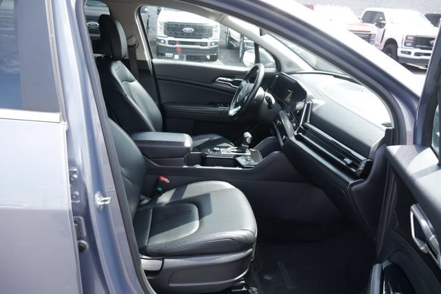 Used 2023 Kia Sportage EX AWD/4WD image 14