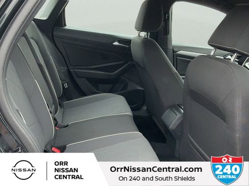 Used 2025 Volkswagen Jetta Sport FWD image 12