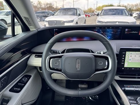 New 2026 Lincoln Nautilus Premier AWD/4WD image 14