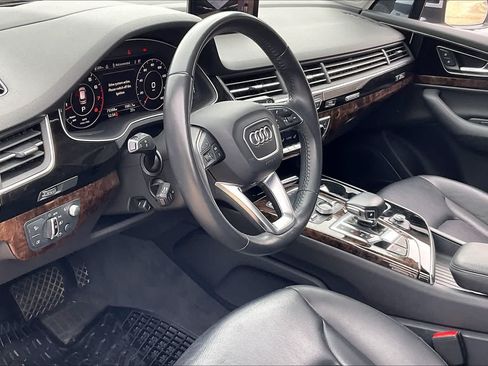 Used 2018 Audi Q7 3.0T Prestige w/ Prestige Package AWD/4WD image 18