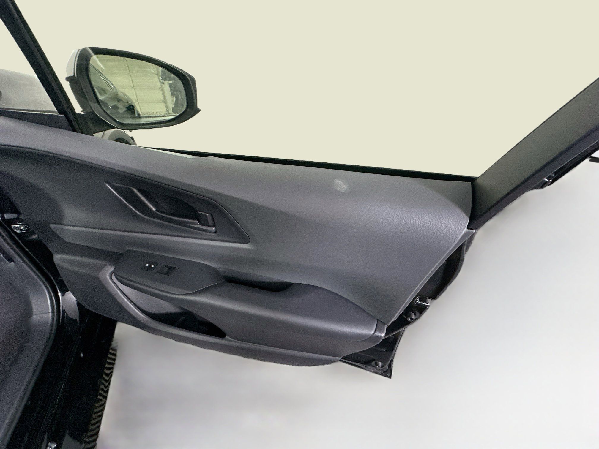 Used 2026 Toyota Prius LE FWD image 31